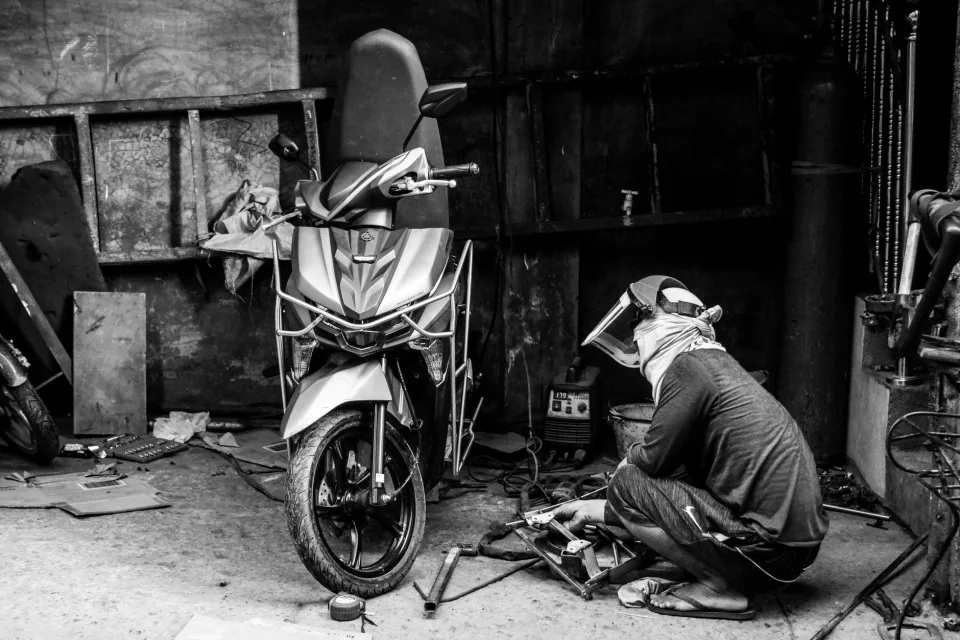 Thay lốp và vá săm